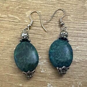 Vintage Southwestern Green Moss Agate Oval Stone Bohemian Drop Dangle Earrings